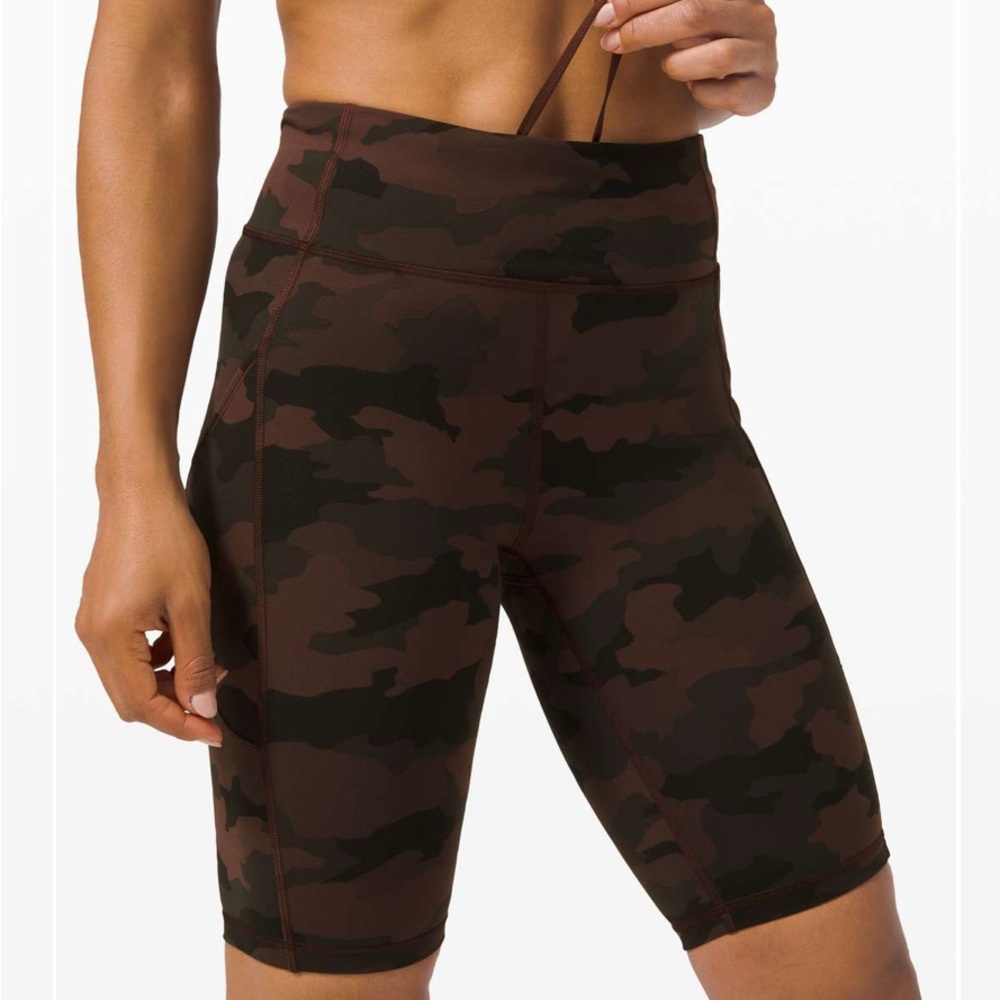 H10- EUC Invigorate High-Rise Short 10"
Heritage 365 Camo Brown Earth Multi
S12